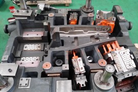 汽车模具设计公司-针对斜碶机构设计的思路分析