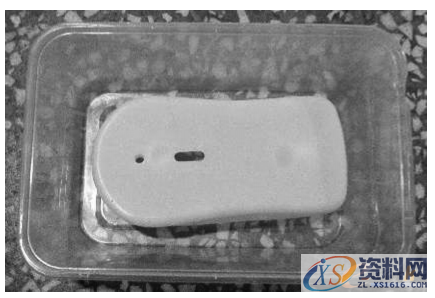 塑胶模具设计：逆向工程在鼠标外壳快速设计与制造中的应用 ...,图6 模具型框,模具设计,塑胶,第11张