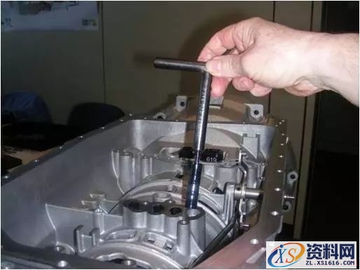 变速器阀体总成拆卸与安装详解(图文教程),变速器阀体总成拆卸与安装详解,要求,选择,步骤,第12张